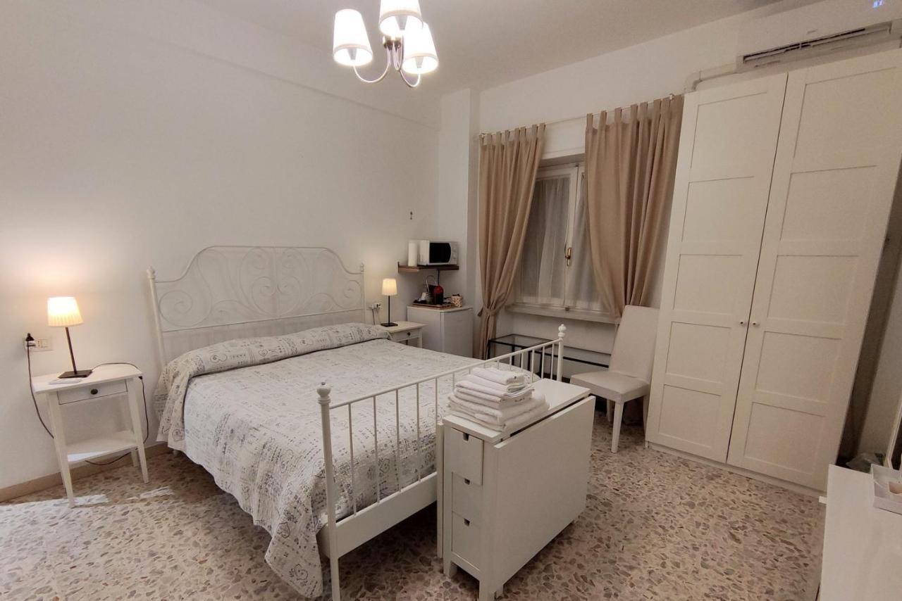 Sergio Tourist Rental Close Tiburtina Station Rome Bagian luar foto