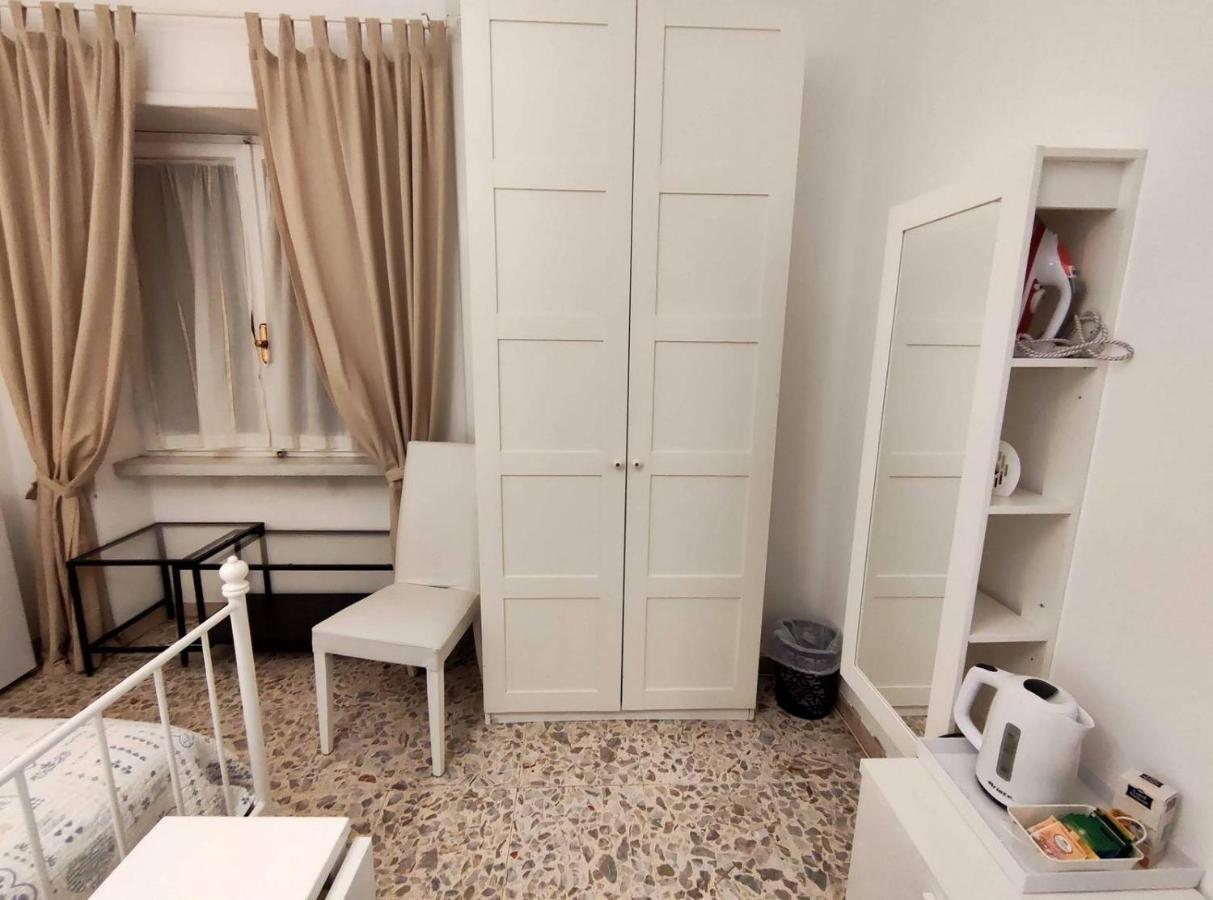 Sergio Tourist Rental Close Tiburtina Station Rome Bagian luar foto
