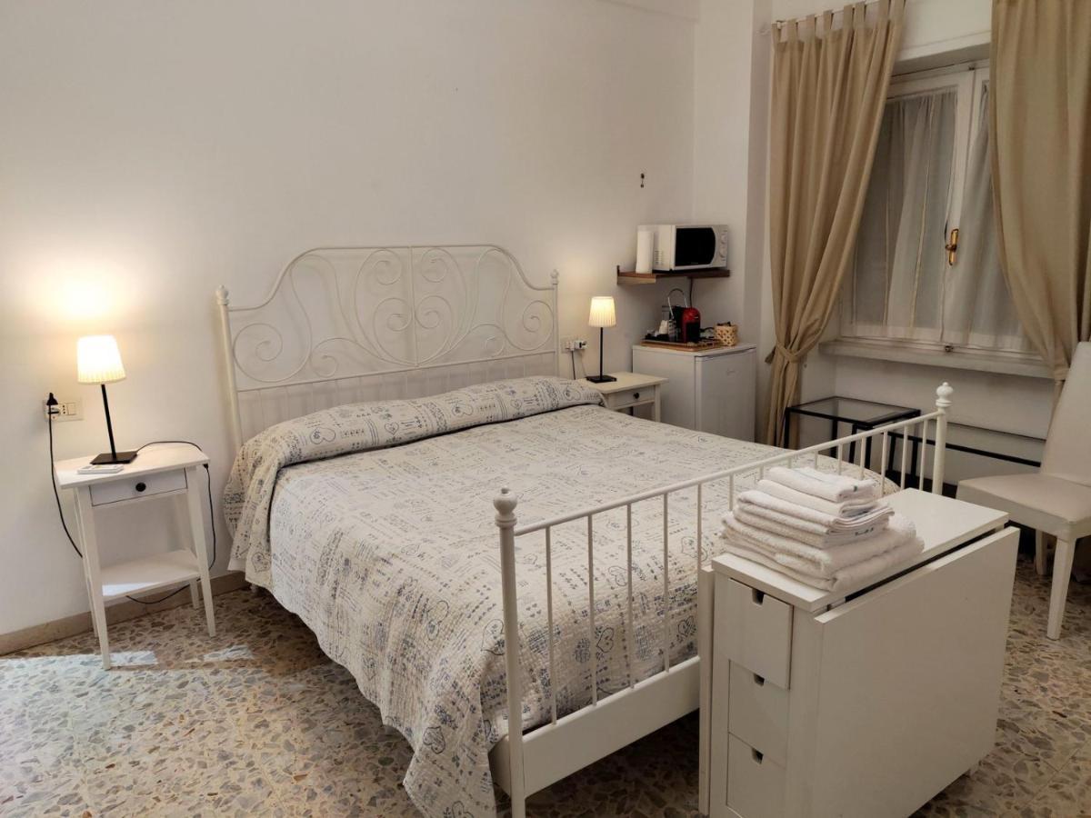 Sergio Tourist Rental Close Tiburtina Station Rome Bagian luar foto