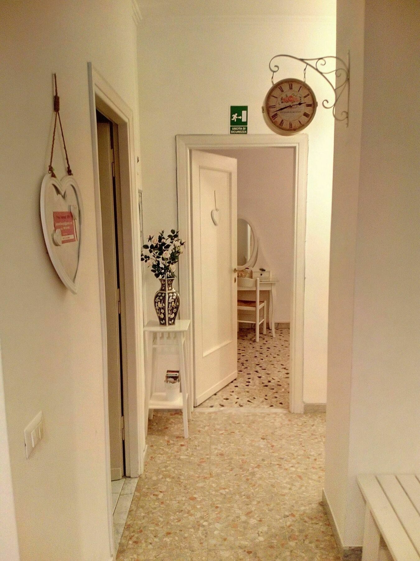 Sergio Tourist Rental Close Tiburtina Station Rome Bagian luar foto